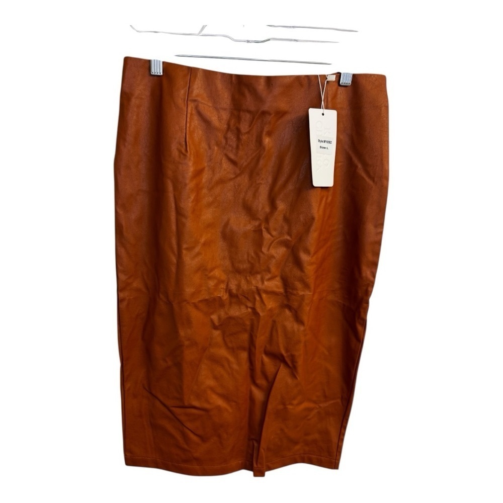 Chic Tan Pencil Skirt